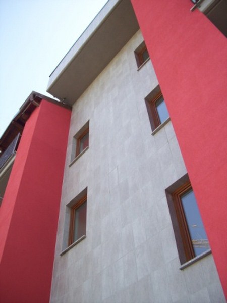 POZZO D'ADDA: Quadrilocale semi-indipendente